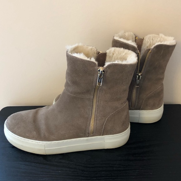 J Slides bootie - Picture 4 of 7